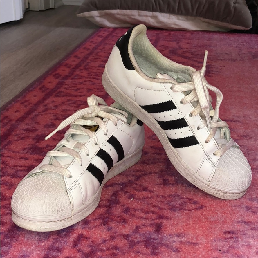 Adidas Superstar Sneakers